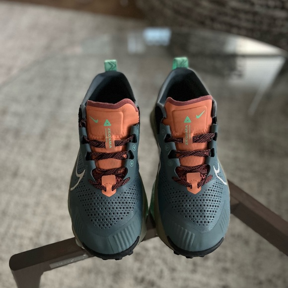 Nike Women’s Nike ZoomX Zegama 'Mineral Slate' DH0625-300
Athletic Running Sz 10 - Picture 5 of 11